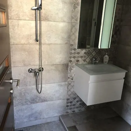 Taurus Πανσιόν *